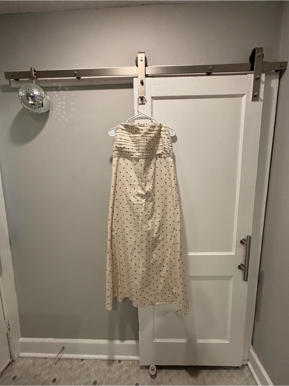 Abercrombie & Fitch Strapless Cream Midi Dress with Brown Polka Dots - Picture 6 of 6